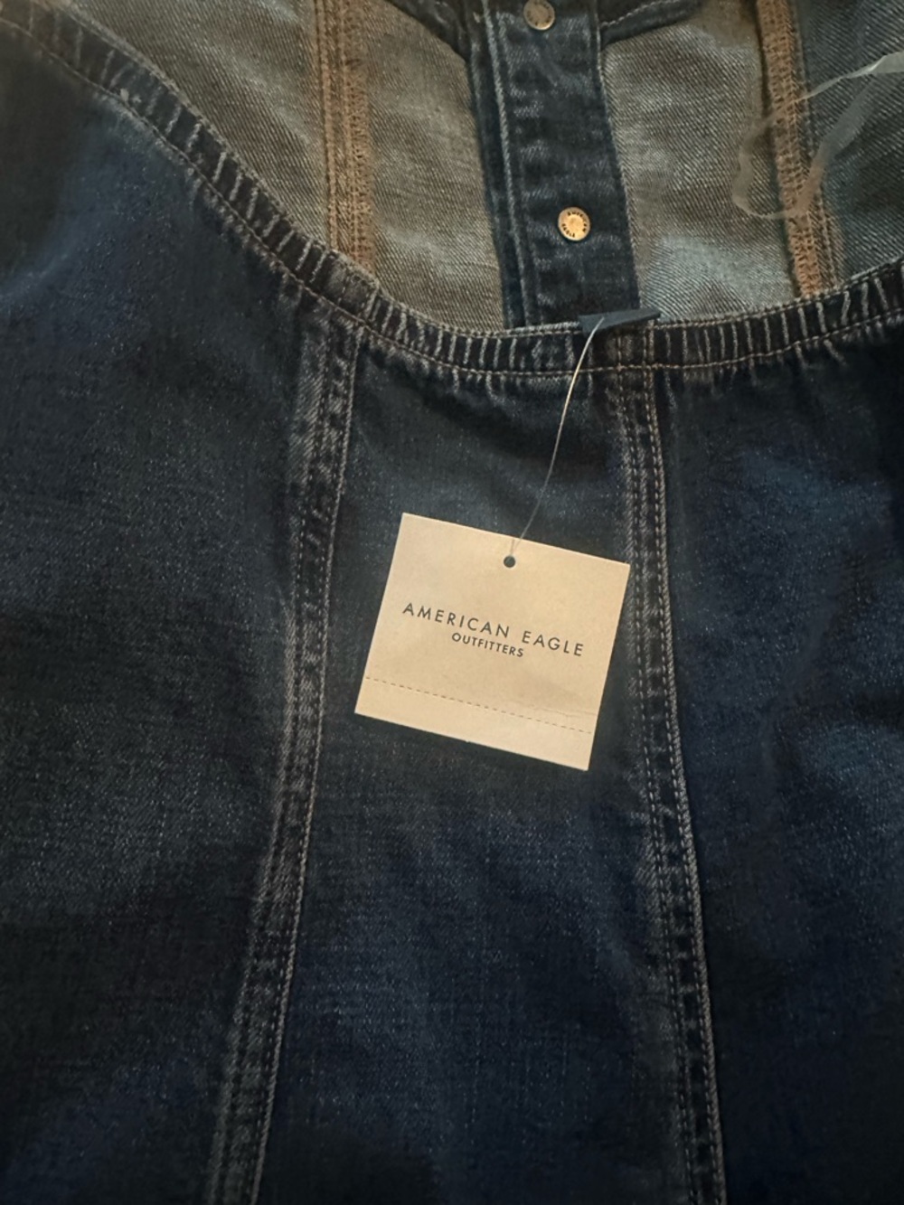 American Eagle Outfitters Men's Indigo Blue Jeans with Contrast Stitching - Picture 2 of 5